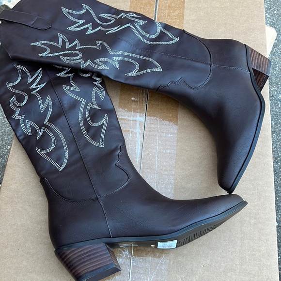 BILLINI URSON BOOTS CHOCOLATE / WHITE - Picture 4 of 7